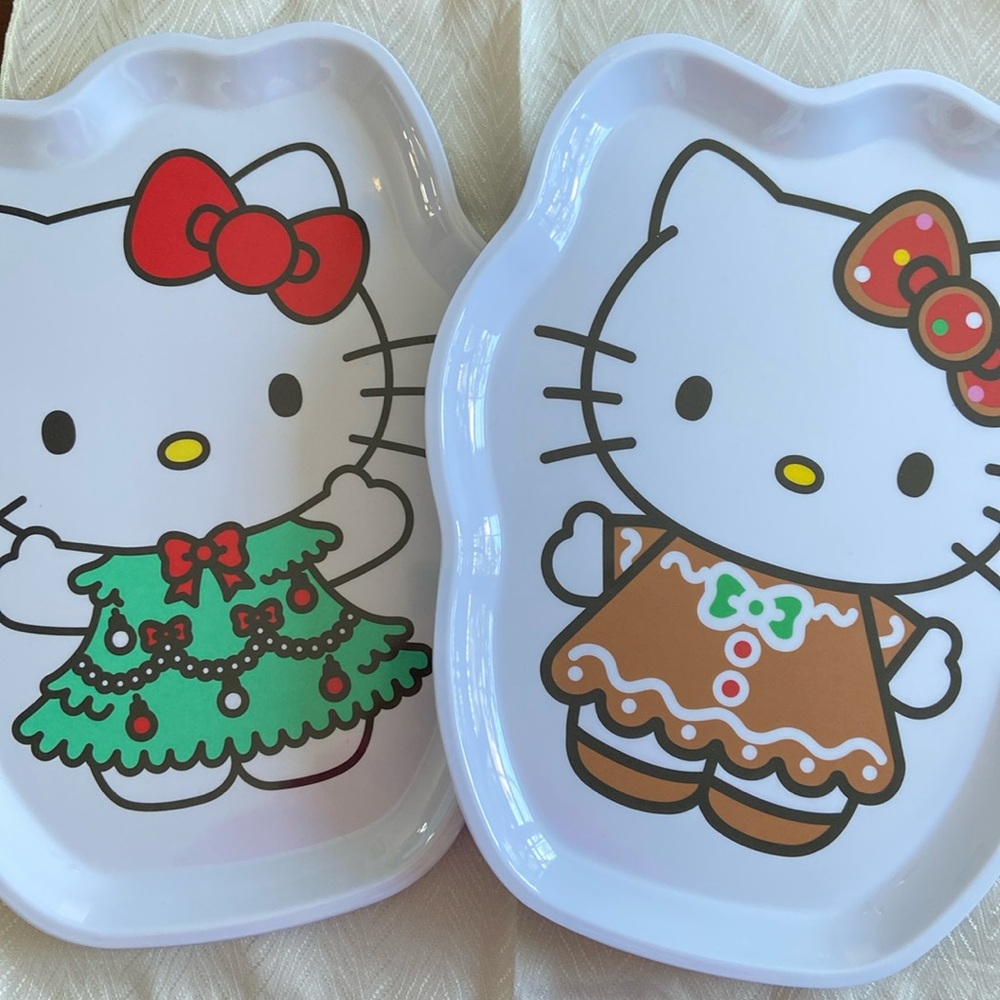 Set of Hello Kitty Holiday Trays